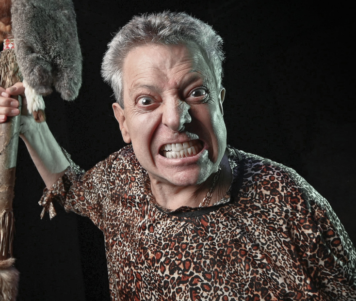 Defendiendo al Cavernícola 3