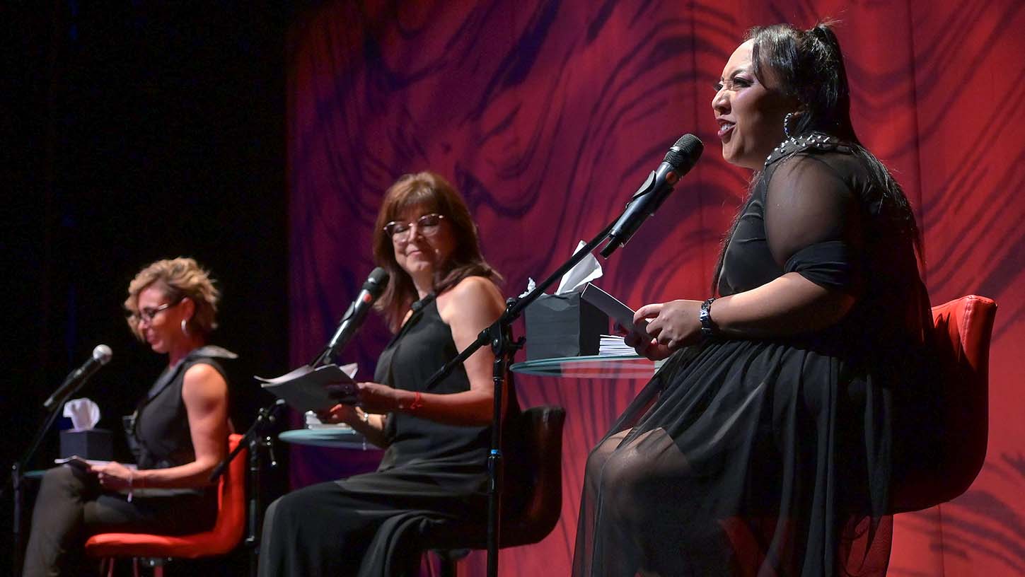 ¡Los monólogos de la vagina celebra 8 mil funciones!